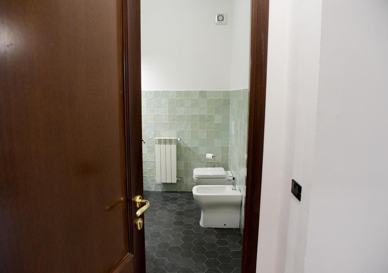 Colosseum Comfortable Apartment Rome Exterior photo